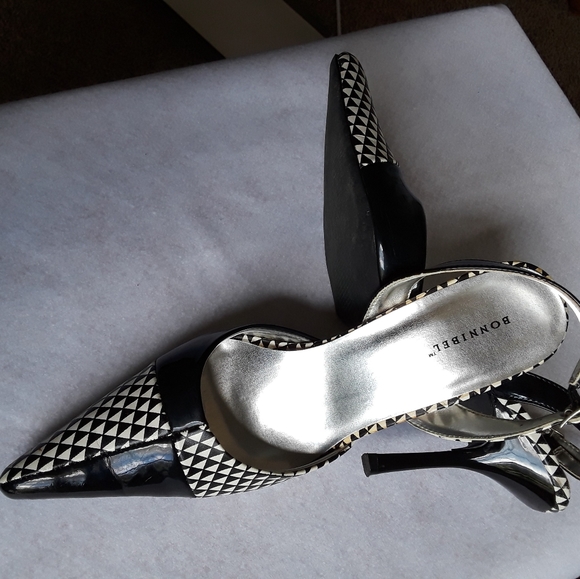 Bonnebel Diamond Designs Heels - Picture 3 of 4